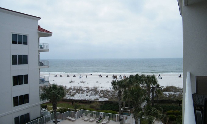 Orange Beach Condo | Great August Rates! Gulf-View 1BR/1.5BA – Spacious Master Bath 4th Floor!