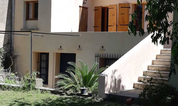 Sorede House | Great Catalan house comfortable, WIFI, with large private garden