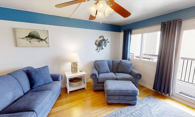 Sunnyside Condo | Great Condo and Beach View NEW A/C Unique Beach! Free Golf & Activities Daily