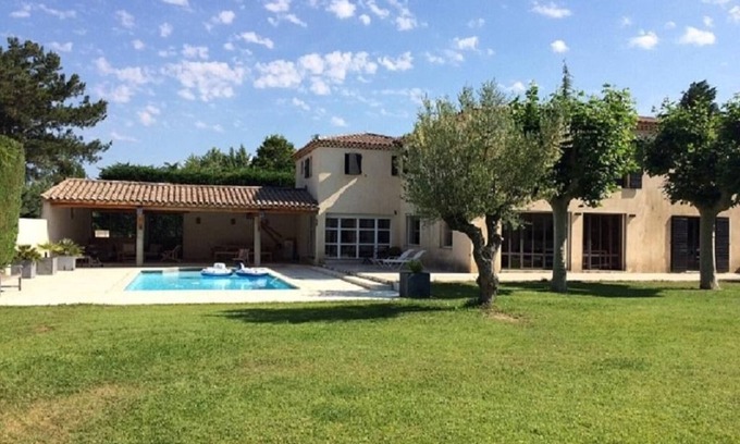 Bouc-Bel-Air House | Great Contemporary House, south Aix en Provence, Bouc Bel Air.