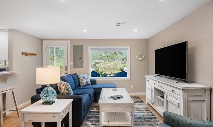 Rockaway Beach House | Great Deals on Summer Stays!