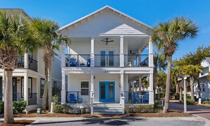 Rosemary Beach House | Great Family Home in Seacrest, Pool, Beach Shuttle + Free Attraction Tickets!