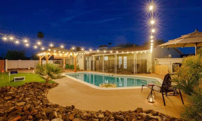 Pointe Scottsdale House | Great for Families- Near Old Town, Private Heated Pool, Spa, Pool Table, BBQ grill, WIFI, FREE GOLF!