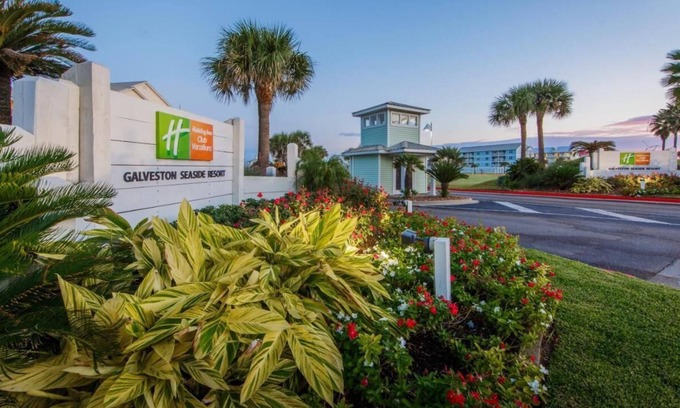Galveston Resort | Great Galveston getaway resort. Has all the amenities and more.