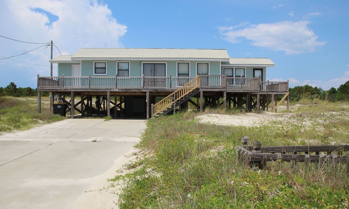 Fort Morgan House | Great Gulf view for Family Fun or Just You Two