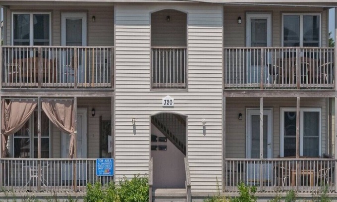 Ocean City Condo | Great Location for your vacation. Very Pet Friendly!. Close to Boardwalk/Beach.