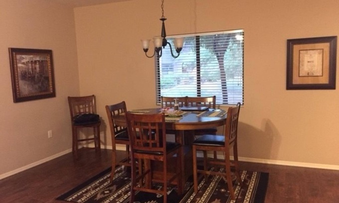 North Scottsdale Condo | Great location in gated North Scottsdale complex