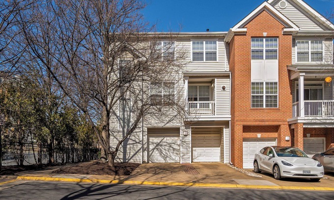 McLean Apartment | Great location in Virgina Tysons area 2 bedroom