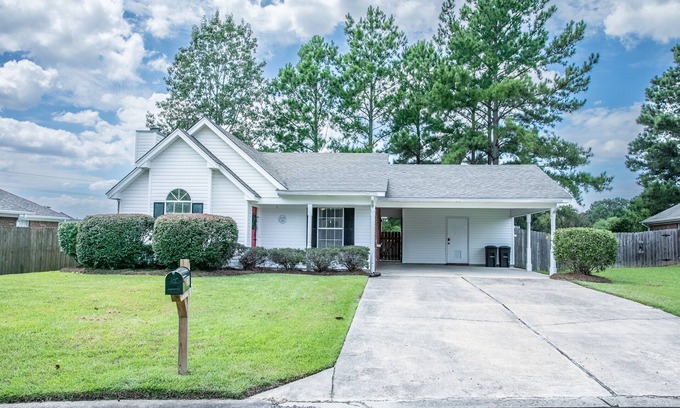 Flowood House | *Great Location* Minutes to Airport, Jackson, Rez