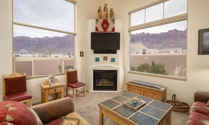 Moab South Valley House | Great Location Near Parks | Pet-Friendly | Pool + Hot Tub Access