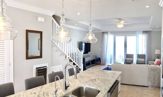 Nassau House | Great place, reviews talk by themselves!