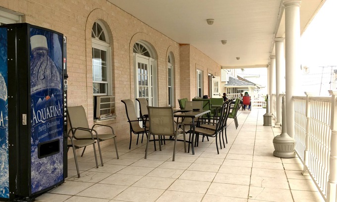 Wall Hotel | Great Place right on the beach!
