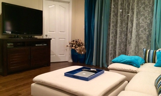 Sherman Oaks Apartment | Great Placel! Modern Two Bedroom! CLOSE TO THE BEST LA AND DISNEY LAND CAN OFFER
