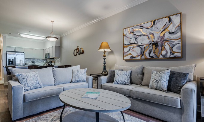 Seacrest Beach Condo | Great Shopping & Dining, Between Alys & Rosemary + Free Attraction Tickets!