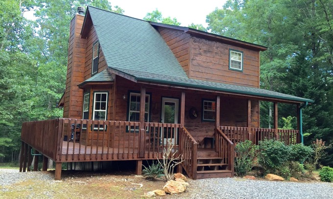 Blairsville Cabin | Great Specials-Lovely Nature Cabin on 3 Acres!