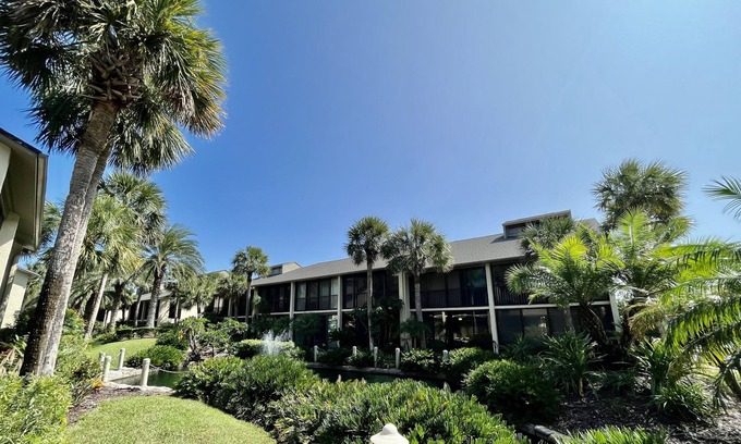 Butler Beach Condo | Great St. Augustine beach vacation rental at a family friendly price!