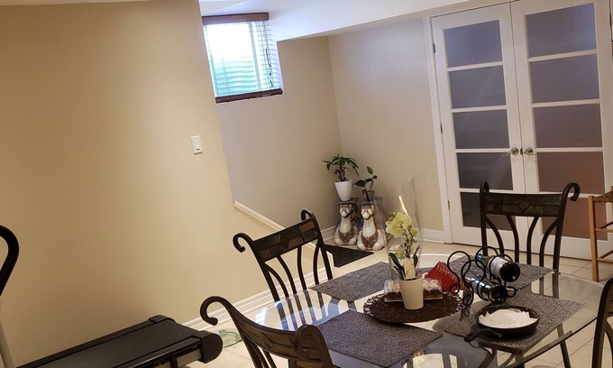 Leitrim House | Great Stay Travel Adventure - 5 minutes from Ottawa International Airport South