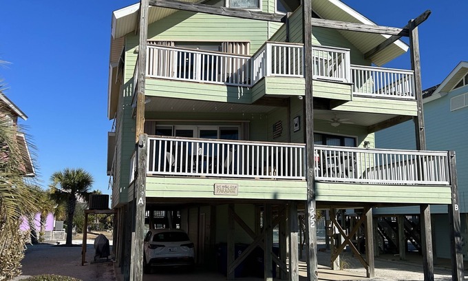 Gulf Shores House | Great value - 3 full baths, pool, tennis, deeded beach access