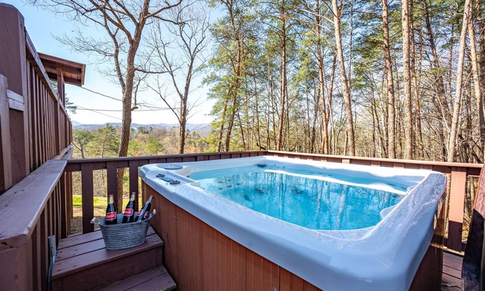 Pigeon Forge Cabin | Great Views! Firepit, Pool Table & arcade , Hot Tub, 1 Mile from Downtown