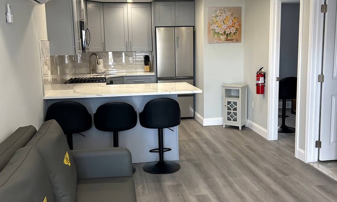 Seaside Heights Condo | Great Winter Rental pricing Re-Model Fantastic 2-Bdrm. King bed!