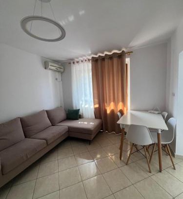 Orikum Apartment | Grediv Apartment Orikum