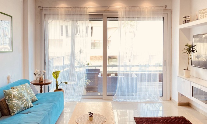 Tel Aviv Promenade Apartment | Green Gordon Beach View Apartments