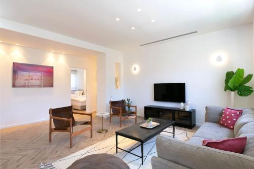 Neve Tzedek Apartment | Green Harmony by Five Stay