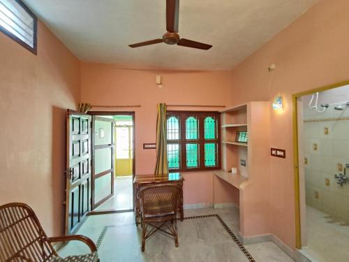 Tiruvannamalai Apartment | Green house