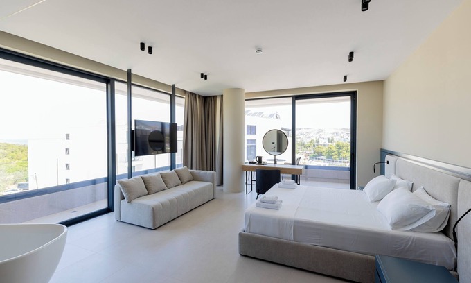 Ksamil Hotel | Green Light Hotel