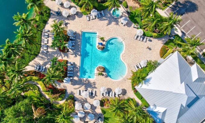 Naples Apartment | Green Links Retreat @ Lely
