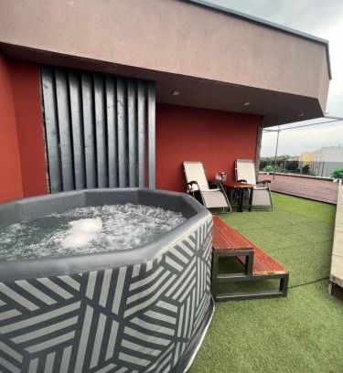 Tiszaujvaros Apartment | Green Penthouse