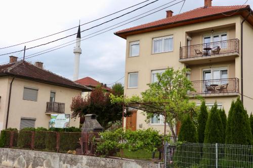 Republika Srpska House | Green River Rooms