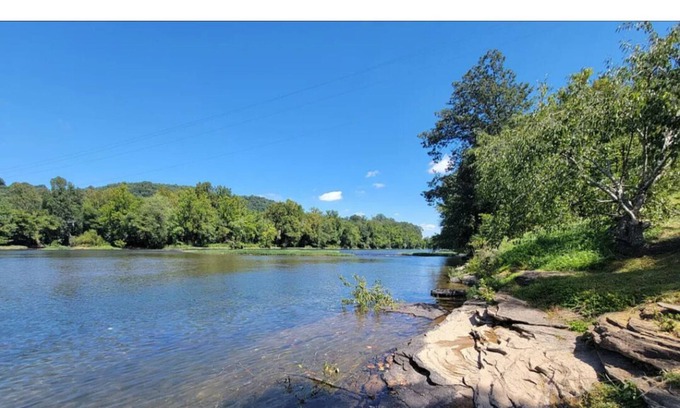 Ronceverte House | Greenbrier River Home With River Frontage