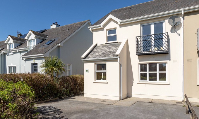 Lahinch House | Greenfield Park 10 (15min walk to Lahinch Beach)