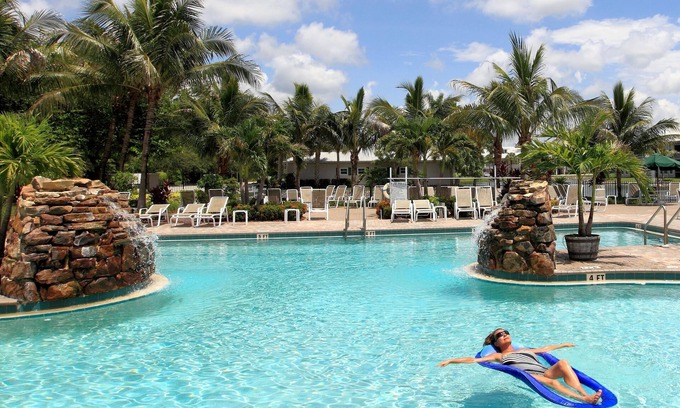 Naples Apartment | GreenLinks Golf Villas at Lely Resort