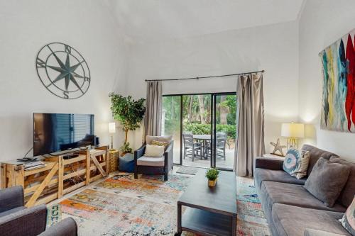 Shipyard Plantation Apartment | Greens 204