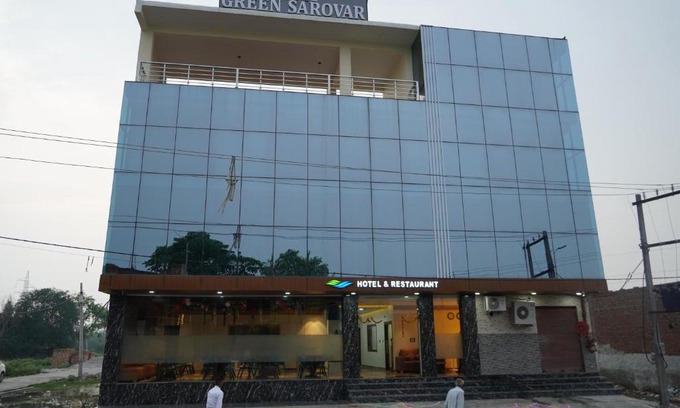 Sadabad Hotel | GreenSarovar Hotel