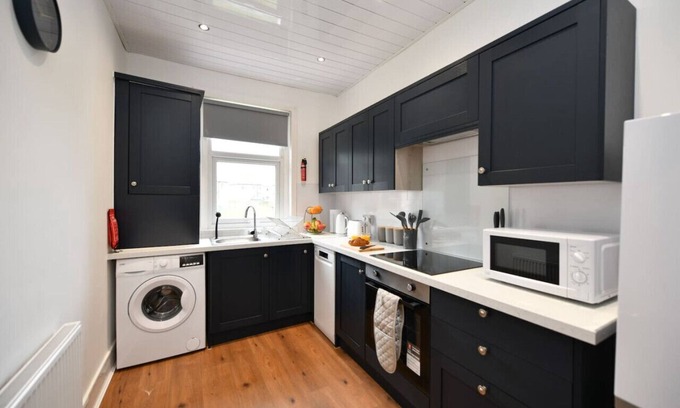 Troon Apartment | Greensleeves Place -Stunning 2 bedroom apartment in Troon