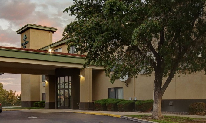 Northeast Heights Hotel | GreenTree Inn Albuquerque