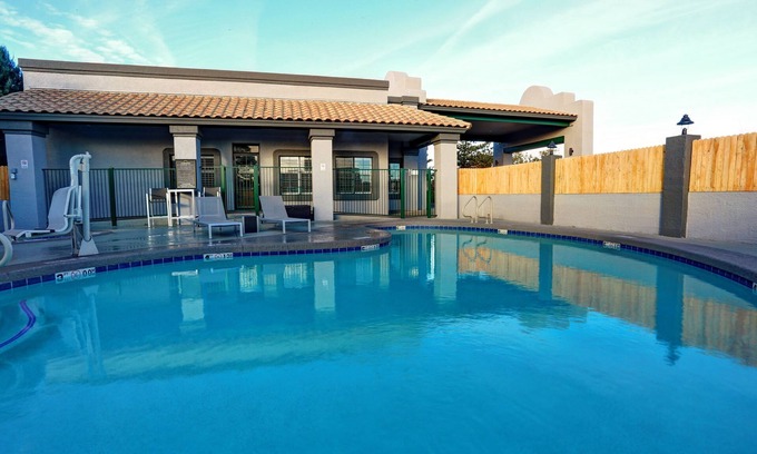 Prescott Valley Hotel | GreenTree Inn of Prescott Valley