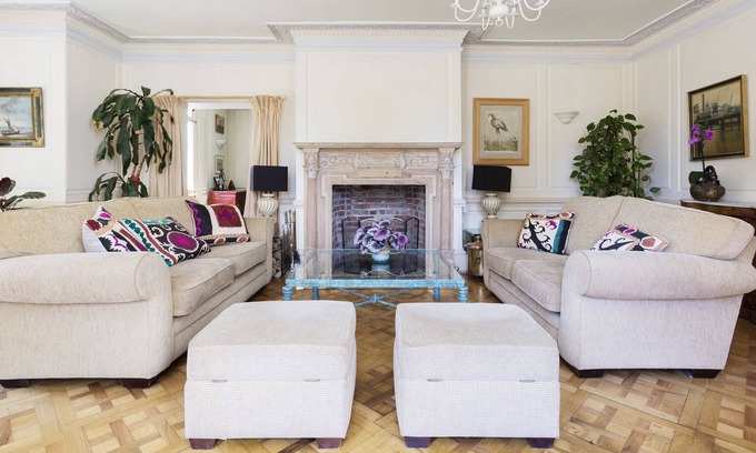 Greenwich West House | Greenwich Spectacular, by Veeve