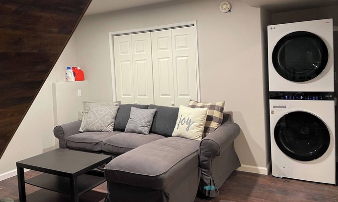 Greenwood House | Greenwood's Tranquility Lower Unit