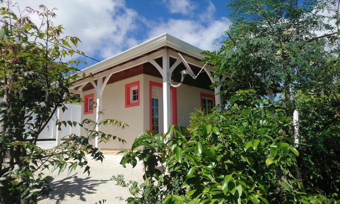 Tartane House | Grenadier