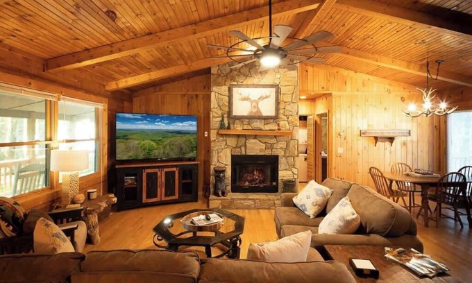 Boone Cabin | Grey Fox Cabin between Boone and Blowing Rock