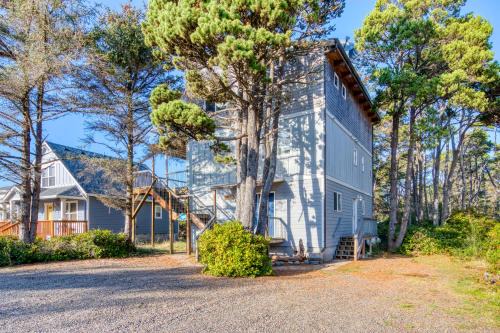 Rockaway Beach House | Grey Haven