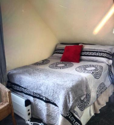 Lewisham Apartment | Grey room 4