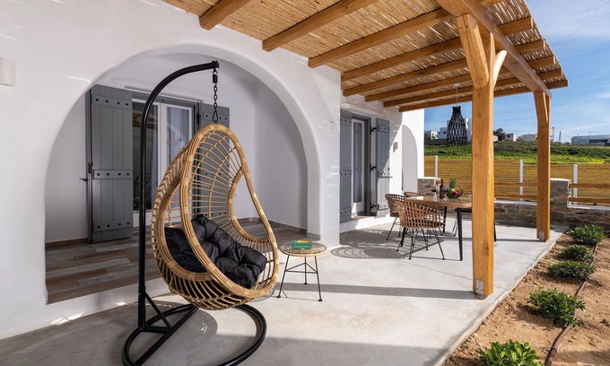 Glinado House | Grey Villa - Naxian Sunset Villas complex