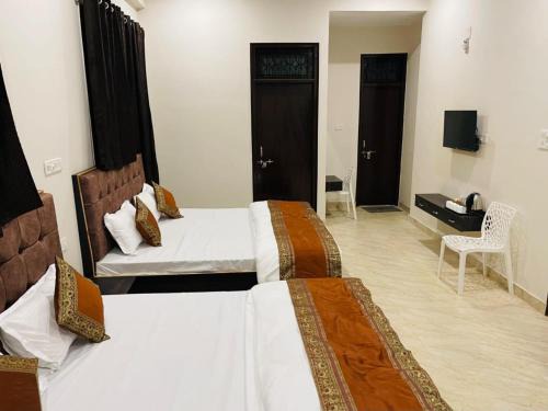 Varanasi Hotel | GRG Banaras Homestay Varanasi Near Shree Kaal Bhairav Temple 350m - Fully Air-Conditioned