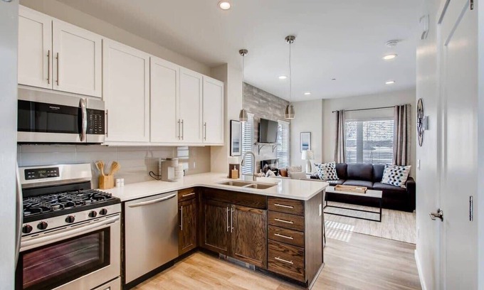 Georgetown Condo | Griffith Mountain Manor /Lakefront Townhouse