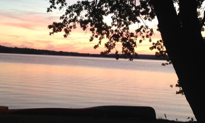 Bemus Point Apartment | Griffith’s Bay Lakefront 1 bedroom 1 bathroom sleeps 4